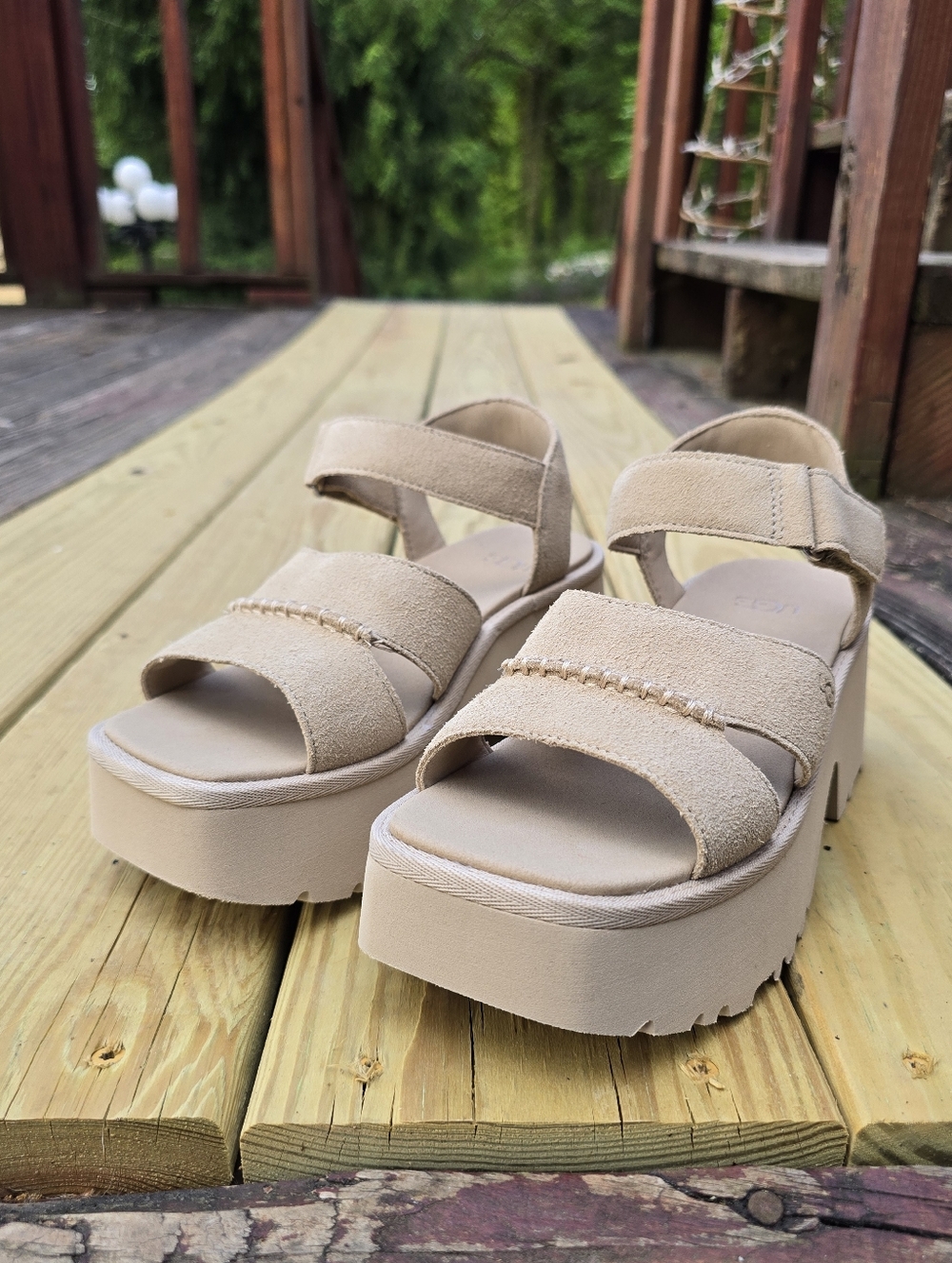 Like New, UGG New Heights Platform Mustard Seed Tan, Soft Suede Sandals, Sz 7